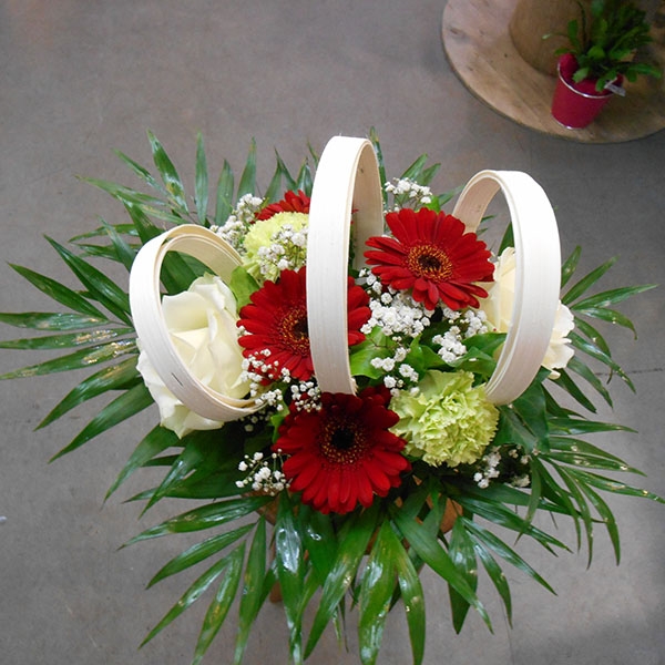 Bouquet cercle rouge blanc